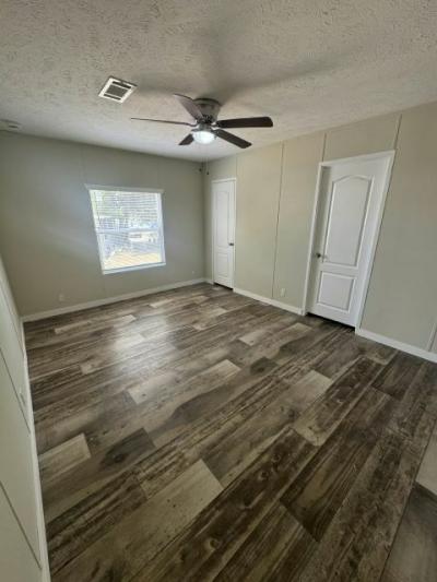 Photo 3 of 5 of home located at 2743 Environs Blvd. Orlando, FL 32818
