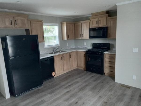 2025 Champion Dutch Aspire Mobile Home