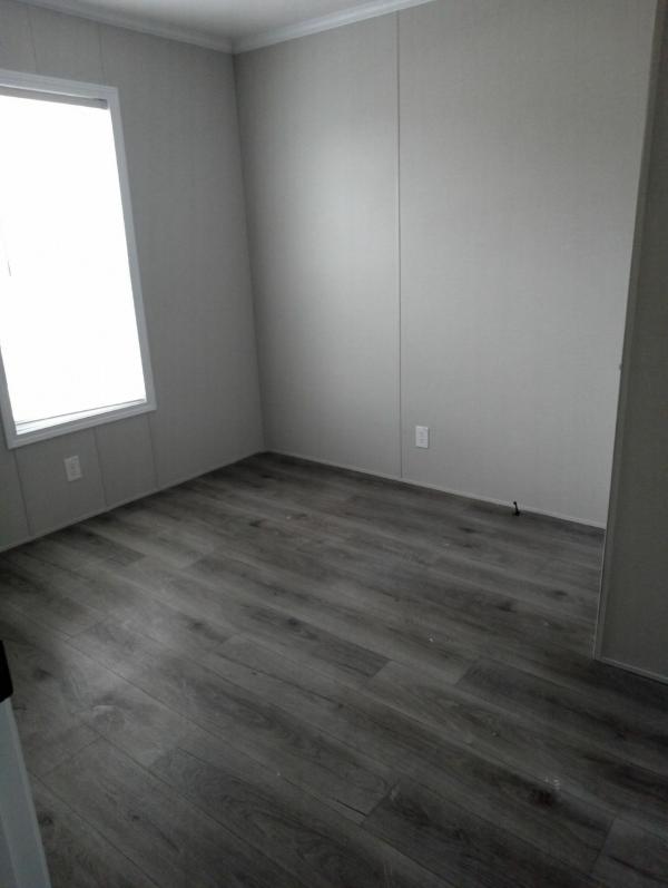 2025 Champion Dutch Aspire Mobile Home
