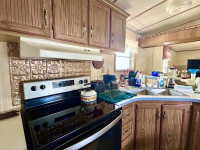 Photo 5 of 9 of home located at 1216 Casselberry Circle Apopka, FL 32703