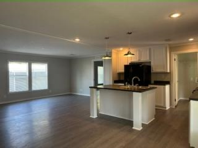 Photo 2 of 12 of home located at 7501 142nd Ave. N. Lot 670 Largo, FL 33771