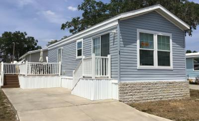 Photo 2 of 8 of home located at 37811 Chancey Road 069 Zephyrhills, FL 33541