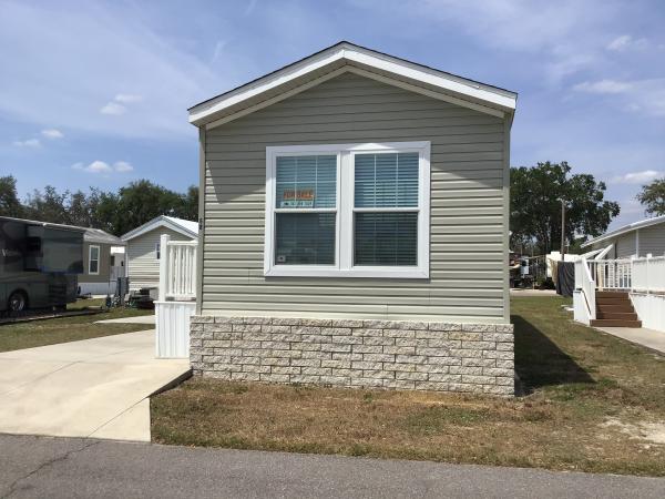2019 Champion RH1371Z Mobile Home