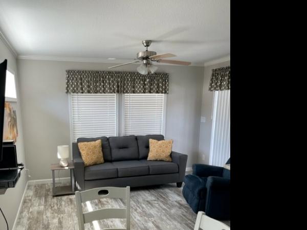 2019 Champion RH1371Z Mobile Home
