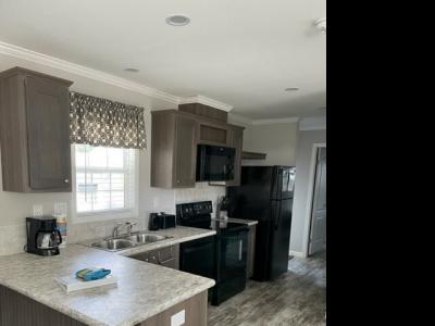 Photo 5 of 8 of home located at 37811 Chancey Road 492 Zephyrhills, FL 33541