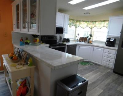 Photo 3 of 8 of home located at 1001 Starkey Road, #406 Largo, FL 33771