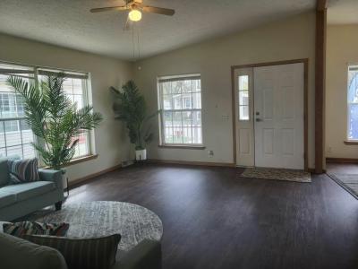 Photo 3 of 20 of home located at 1149 Lakeview Road Elgin, IL 60123