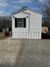 2013 Clayton 30YES16763AH13 Mobile Home