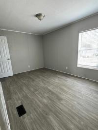 2013 Clayton 30YES16763AH13 Mobile Home