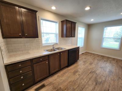 Photo 5 of 35 of home located at 3652 Cedar Loop #740 Clarkston, MI 48348