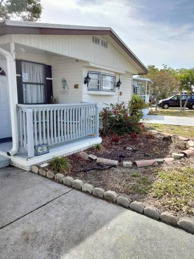 Photo 4 of 5 of home located at 5100 60th Street East C-03 Bradenton, FL 34203