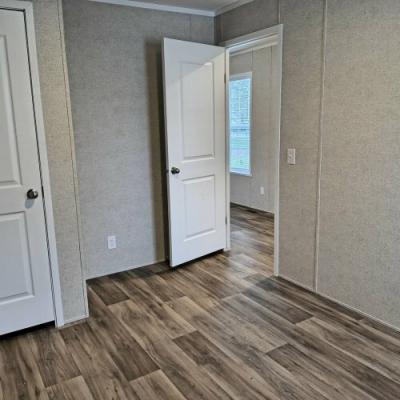 Photo 4 of 13 of home located at 2800 West Memorial Drive #0133 Muncie, IN 47302