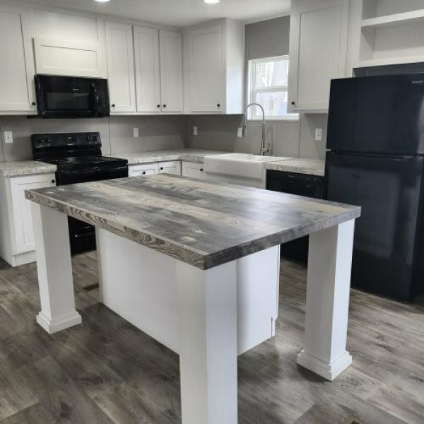 2023 Tradition 56D  Home