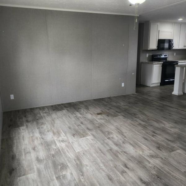 2023 Tradition 56D  Home