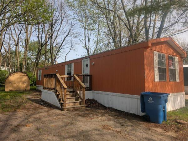 Photo 1 of 2 of home located at 2237 Oxford Dr. Lot 641 Indianapolis, IN 46234