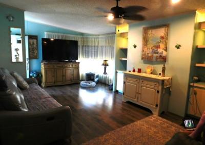 Photo 5 of 8 of home located at 1001 Starkey Road, #238 Largo, FL 33771