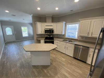 Photo 4 of 56 of home located at 435 Cary Lane Lot 306 Tarpon Springs, FL 34689