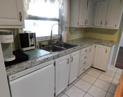 Photo 3 of 8 of home located at 1001 Starkey Road, #427 Largo, FL 33771