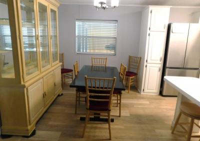 Photo 4 of 8 of home located at 1001 Starkey Road, #468 Largo, FL 33771