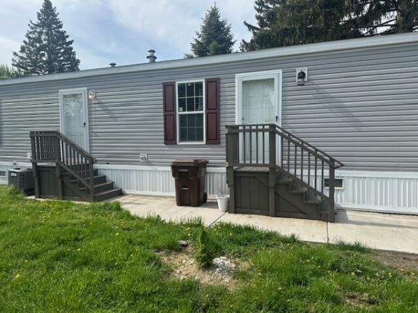 2021 Redman Advantage II  Home