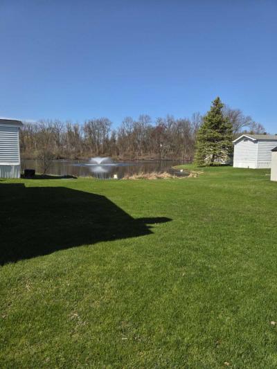 Photo 4 of 16 of home located at 585 Morel Dr. Wixom, MI 48393