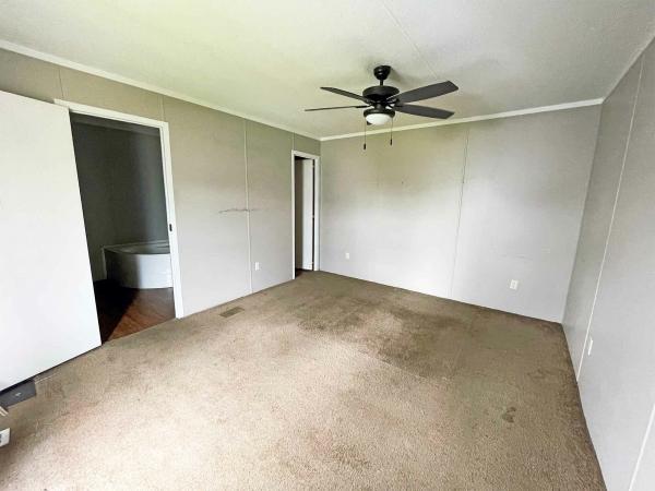 2011 Lexington 7678  Home