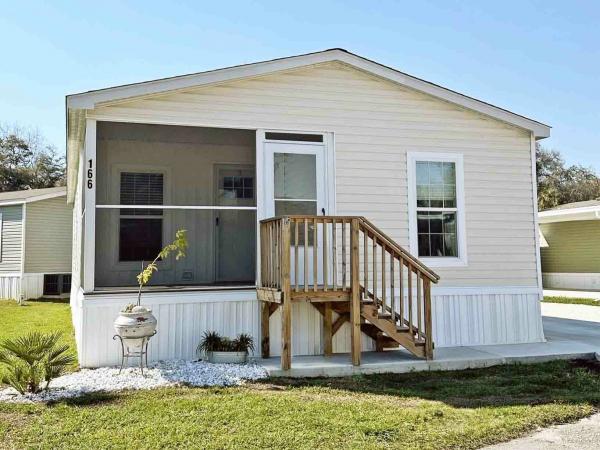 Photo 1 of 2 of home located at 8975 W Halls River Rd Homosassa, FL 34448