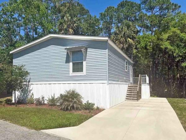 Photo 1 of 2 of home located at 8975 W Halls River Rd Homosassa, FL 34448