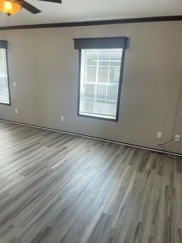 2017 Eagle River 35 LC-70S227  Home