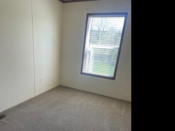 2018 Clayton 37 56INS14603AB18  Home