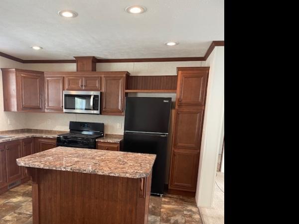 2016 SKYLINE 181 1570Q  Home