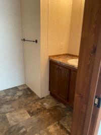 2016 SKYLINE 181 1570Q  Home