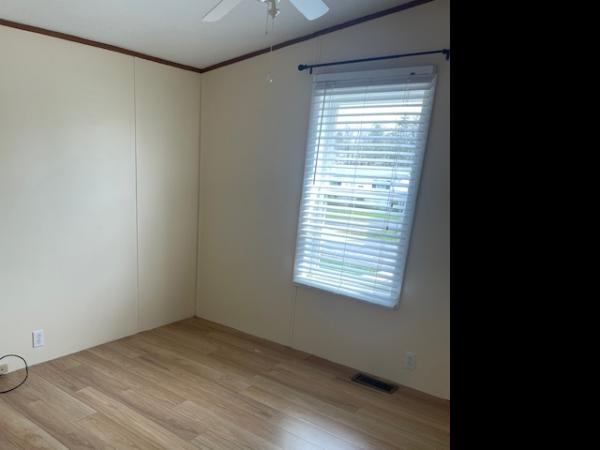 1996 Champion 105E LC-80S340  Home