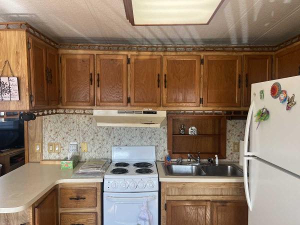 1985 Mobile Home