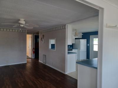 Photo 4 of 18 of home located at 23 Imperial Ave Palmetto, FL 34221