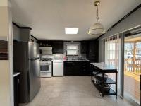 2001 Dutch  Manufactured Home