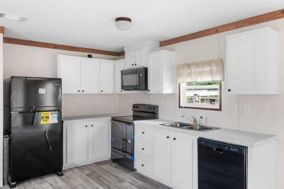 Photo 4 of 5 of home located at 42 Tower Manor Dr Auburndale, FL 33823