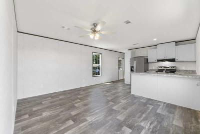 Photo 4 of 6 of home located at 1900 S. Lake Reedy Blvd. #28 Frostproof, FL 33843