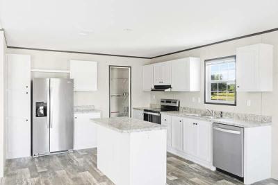 Photo 3 of 4 of home located at 1900 S. Lake Reedy Blvd. #33 Frostproof, FL 33843