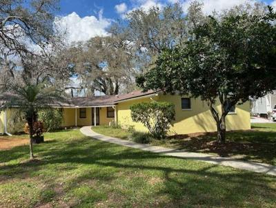 Mobile Home at 38651 Tarr Drive Zephyrhills, FL 33540