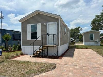 Photo 2 of 17 of home located at 16731 Us-301 Dade City, FL 33523