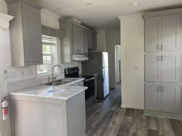 2024 SKYLINE B 807  Home