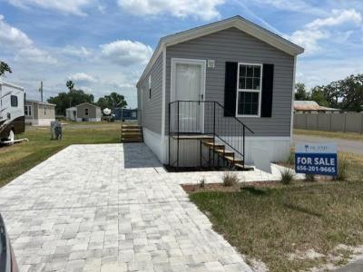 Photo 2 of 15 of home located at 16731 Us-301 Dade City, FL 33523