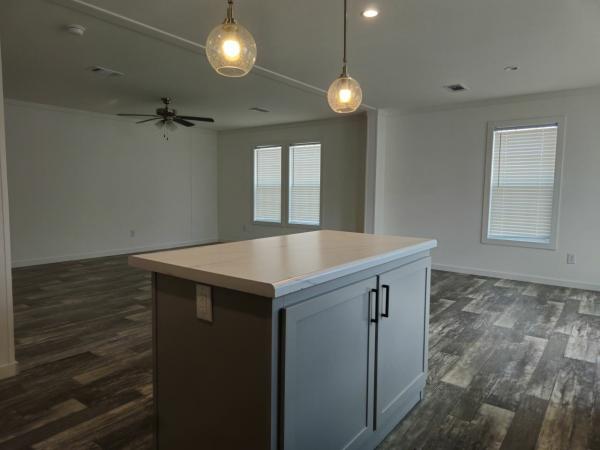 2024 Champion  LAKE MANOR  Home