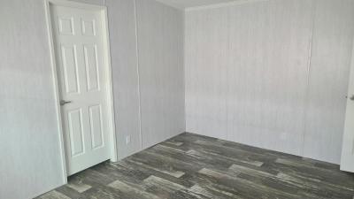 Photo 5 of 10 of home located at 414 N Ridgewood Avenue Edgewater, FL 32132