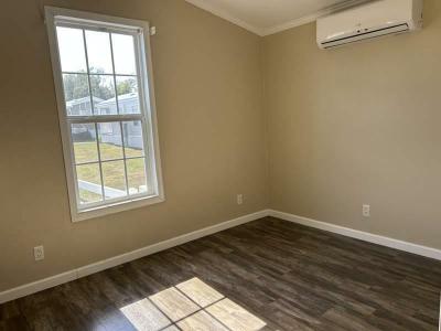 Photo 5 of 9 of home located at 6991 Fort King Rd Zephyrhills, FL 33541