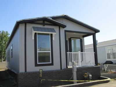 Photo 3 of 16 of home located at 1324 N Citrus #25 Covina, CA 91722