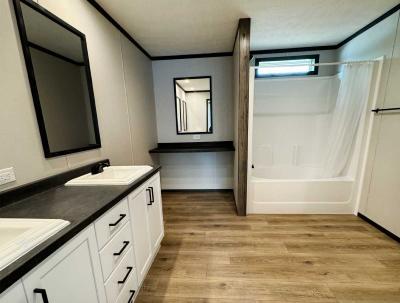 Photo 5 of 7 of home located at 187 Franklin Mahomet, IL 61853