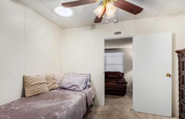 1982 Schut Homes  Manufactured Home