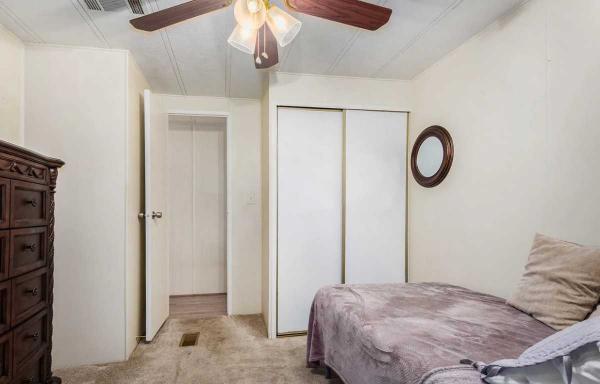 1982 Schut Homes  Manufactured Home